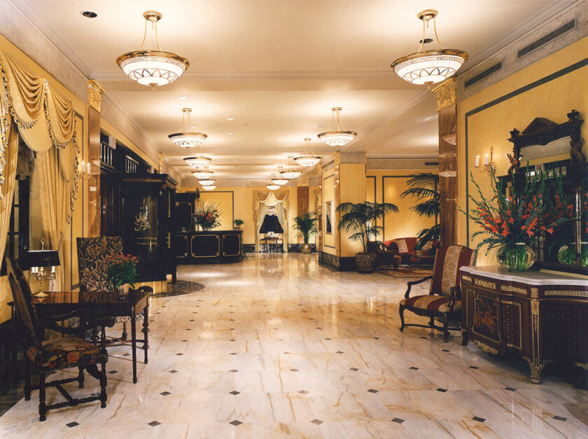 Annick Fleury - Conception et réalisation artistique, restauration de peinture, dorure, Hôtel Ritz-Carlton